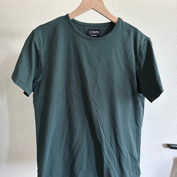 Cuts Clothing AO Curve Hem Tees. Various colors. Small. - Picture 1 of 6